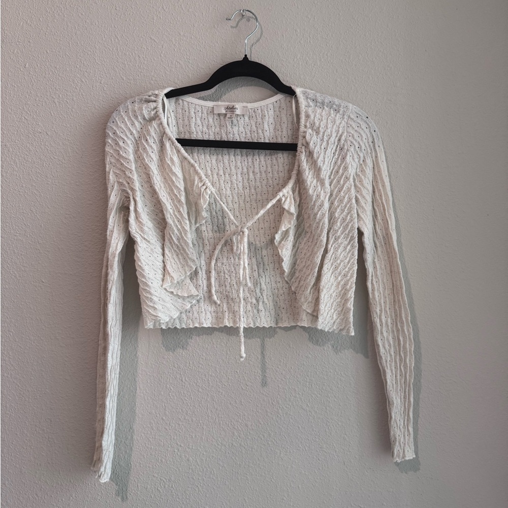 Atelier White Ribbed and Ruffled Crop Blouse with Ties